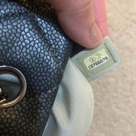 Authentic Chanel Purse CC Shopping Tote  silver hardware leather - Picture 16 of 16